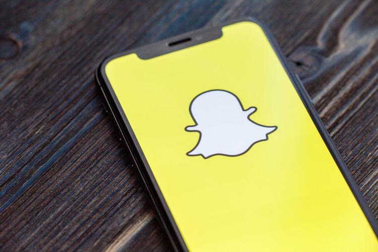 How to Create and Use Custom Stickers in Snapchat